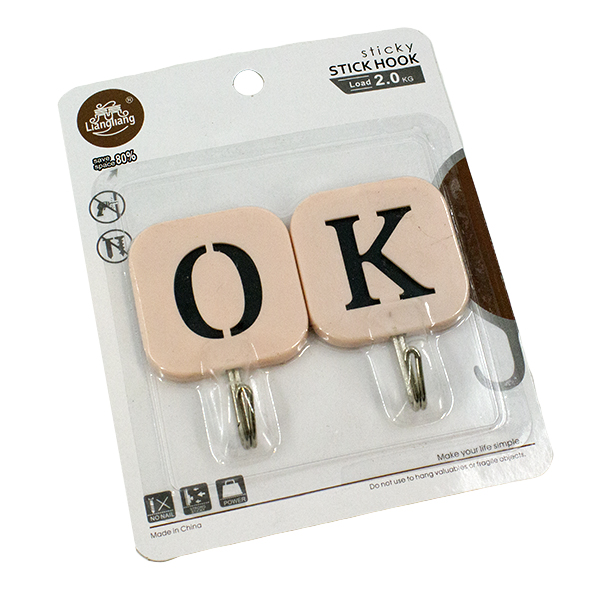 Крючки фигурные 2шт (пластик, металл)