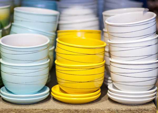 Кашпо с подставкой 0,5л 6с139/15,16