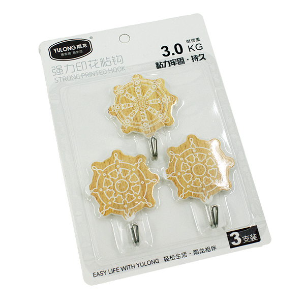 Крючки фигурные 3шт (пластик, металл)