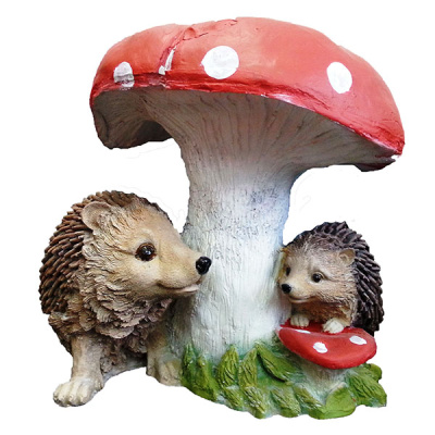 Гриб мухомор с ежами малый