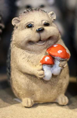 Ежик с грибами 7,0*13,0*11,0см