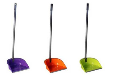 Совок с высокой ручкой ЛЕНИВКА (складной)