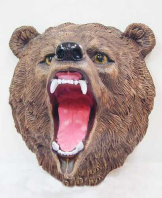 Навес: голова медведя с оскалом