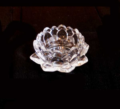 Подсвечник стеклянный ЦВЕТОК 9*3см