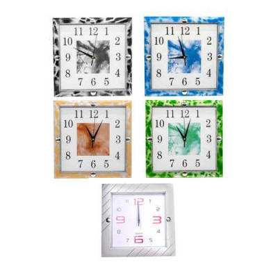 Часы настенные квадратные 30см